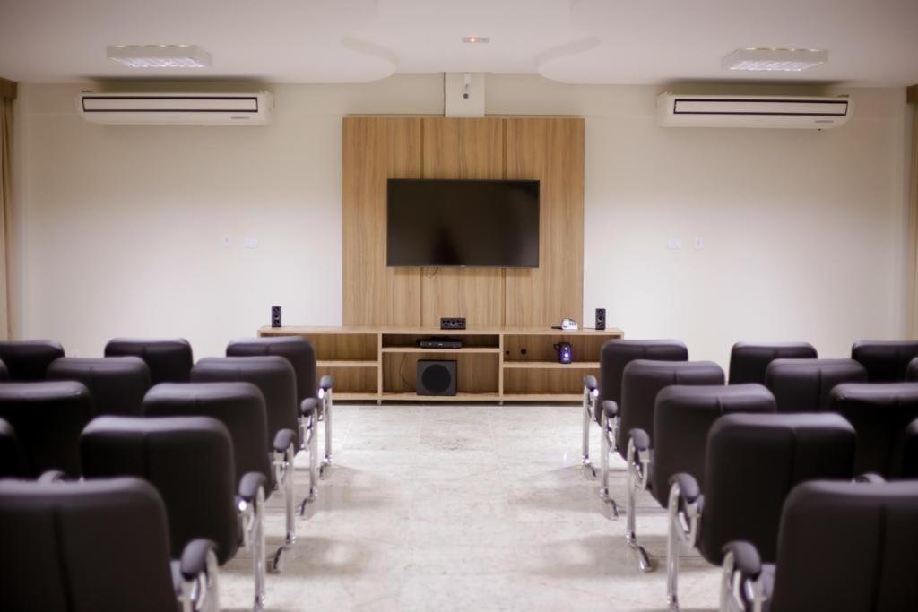 Hotel Lacqua Diroma -Cn Hospedagem à Caldas Novas Extérieur photo