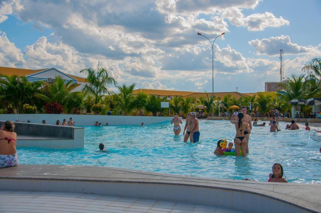 Hotel Lacqua Diroma -Cn Hospedagem à Caldas Novas Extérieur photo