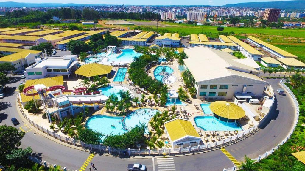 Hotel Lacqua Diroma -Cn Hospedagem à Caldas Novas Extérieur photo